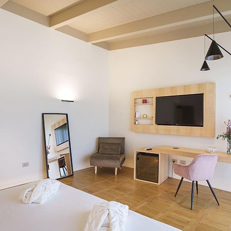 Uefio - Luxury Suites Monte di Procida Esterno foto